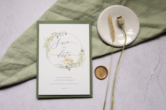 Ellie-and-Liv-Everthing-you-need-to-know-about-Save-the-Date-cards