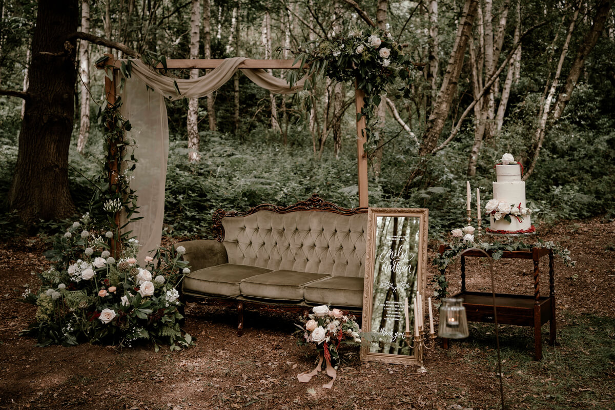 Outdoor eco-friendly wedding. Willow and rust sustainable wedding stylist