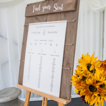 One the day table plan board, minimal botanical design