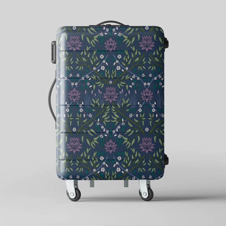 Suitcase with Damask Heritage Riverside bloom pattern