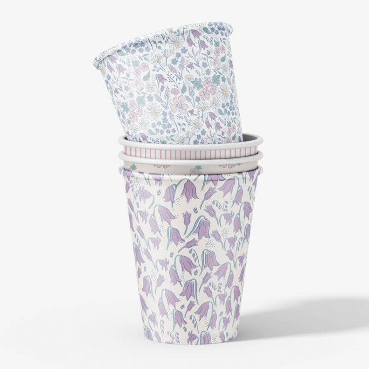 Ditsy Spring Pattern paper cups